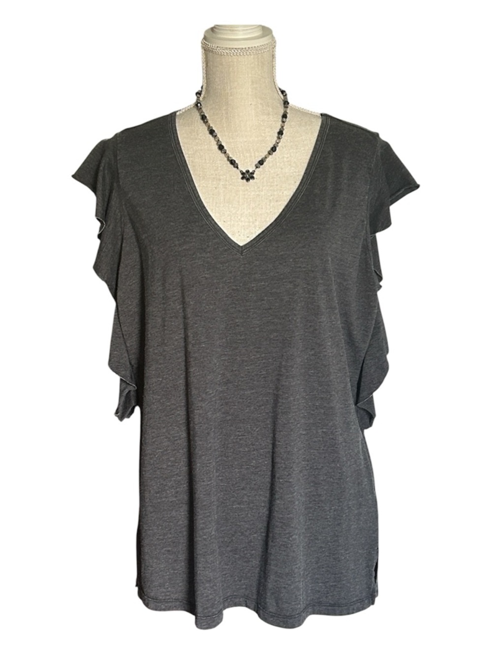 Time and Tru women's ruffle-sleeve top. Heathered charcoal, V- neck, 3XL